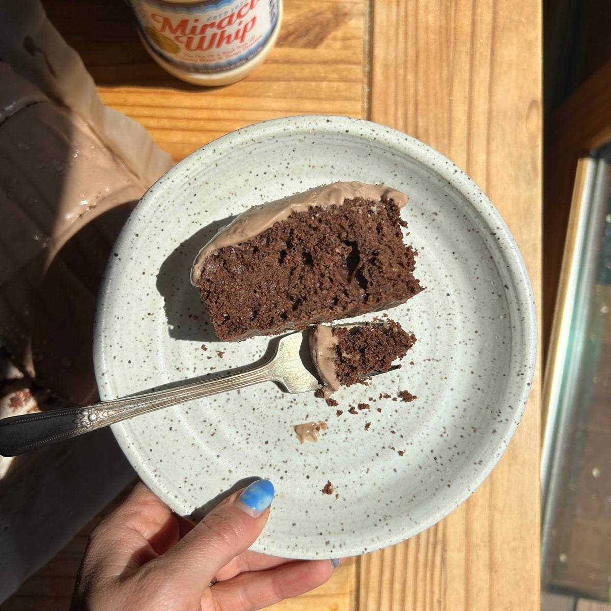 A plate of chocolate cake.